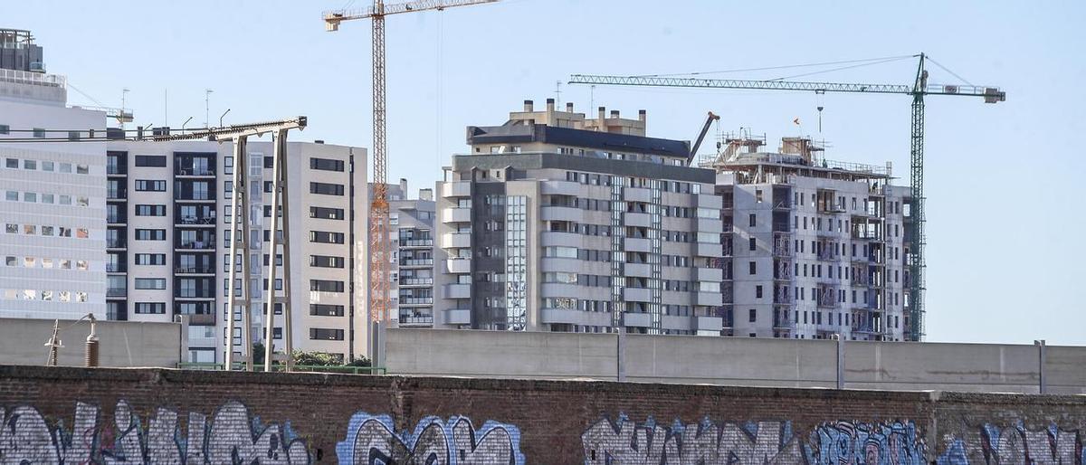 ¿Cuándo bajará el precio de la vivienda en España?