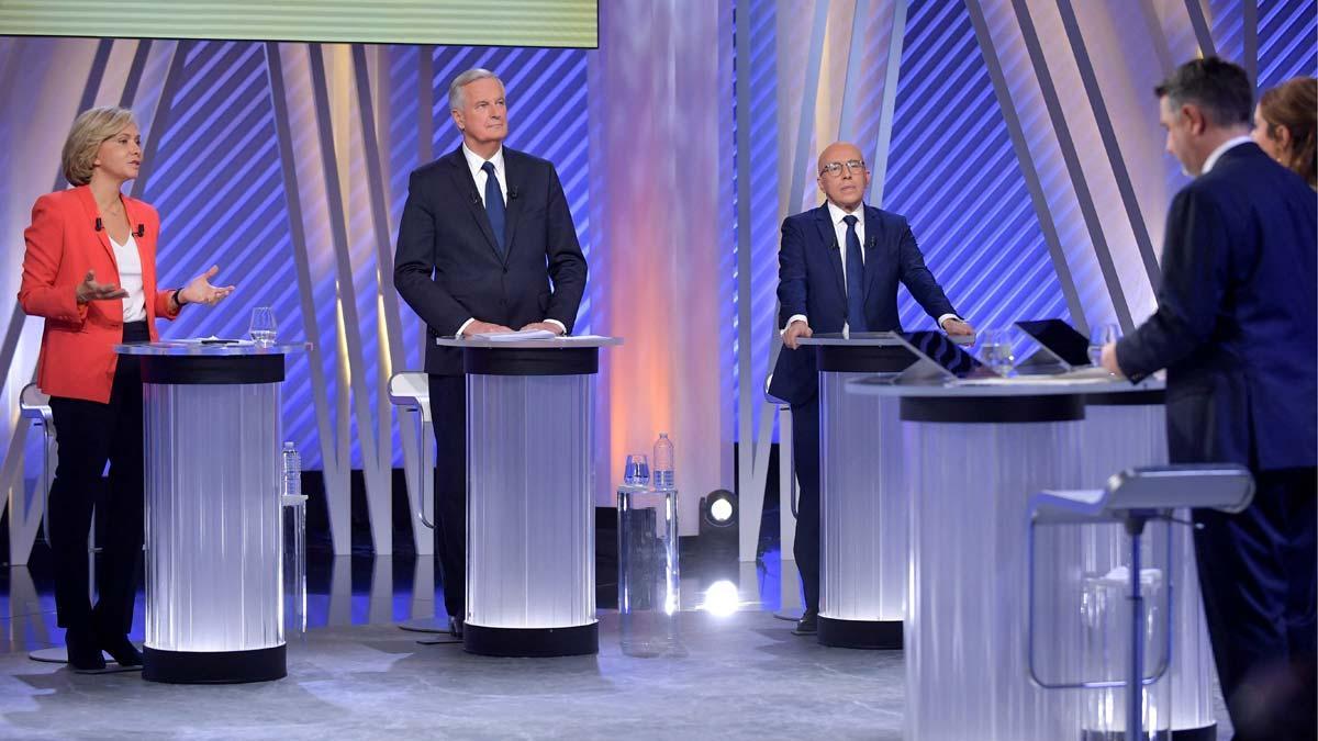 Los cinco candidatos de los Republicanos en la televisión francesa. 