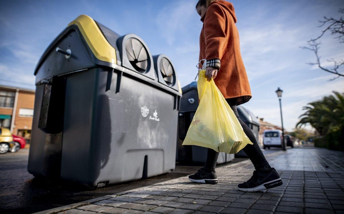 ¿Quién hay detrás del reciclaje? ¿Quién hay detrás del reciclaje?