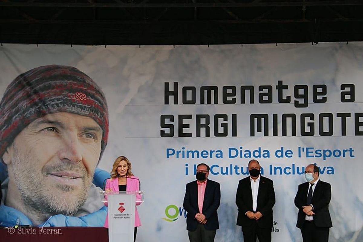 Parets rinde homenaje a su exalcade Sergi Mingote Parets rinde homenaje a su exalcade Sergi Mingote