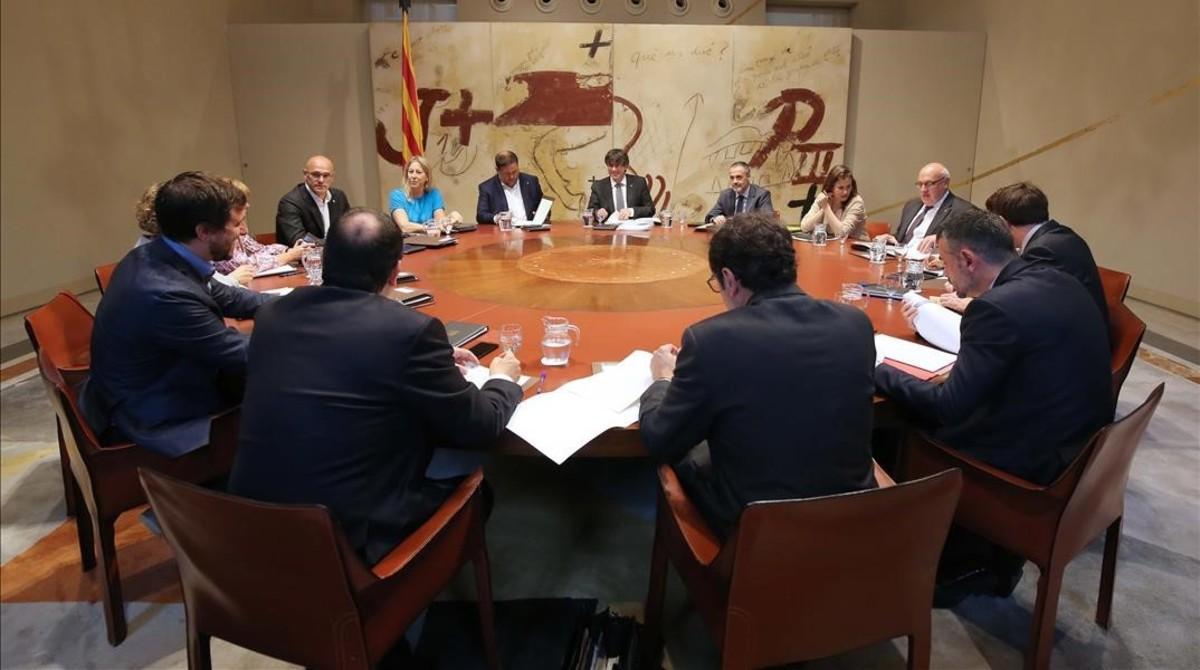 Reunión del Govern, este martes, en el Palau de la Generalitat.
