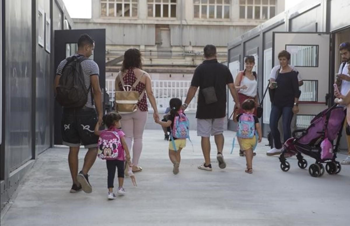 Vuelta al cole en la escuela pública La Sagrera, en Barcelona, el pasado 12 de septiembre. Vuelta al cole en la escuela pública La Sagrera, en Barcelona, el pasado 12 de septiembre.