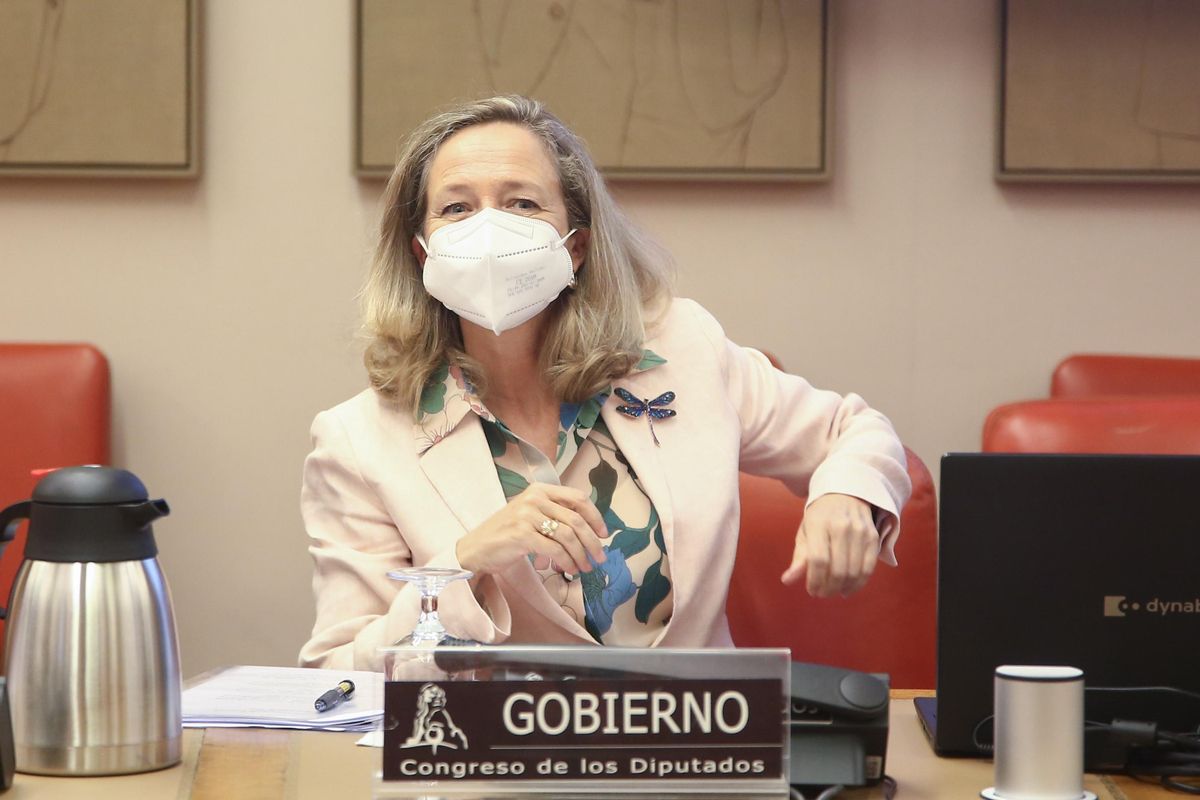 La vicepresidenta Nadia Calviño, en la Comisión de Asuntos Económicos del Congreso de los Diputados. La vicepresidenta Nadia Calviño, en la Comisión de Asuntos Económicos del Congreso de los Diputados.