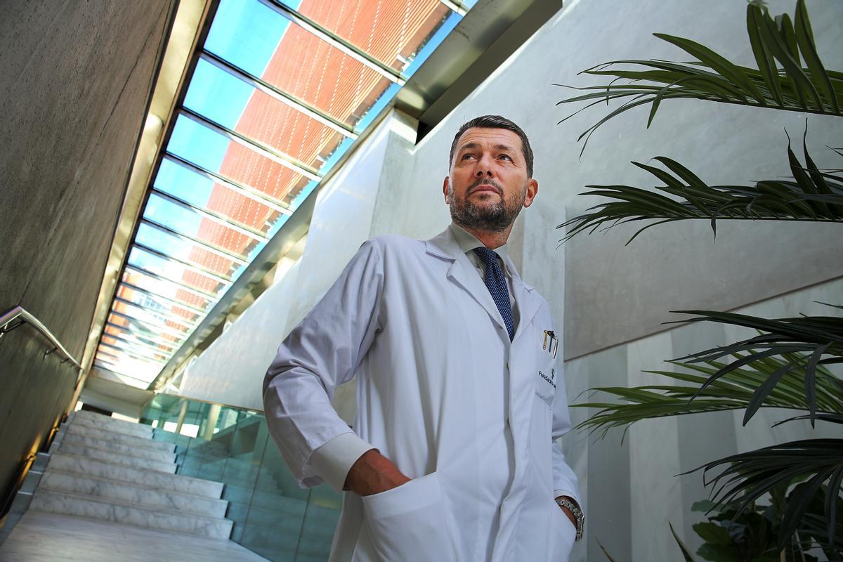 Alberto Breda: «El futur és la robòtica i la cirurgia no serà menys»