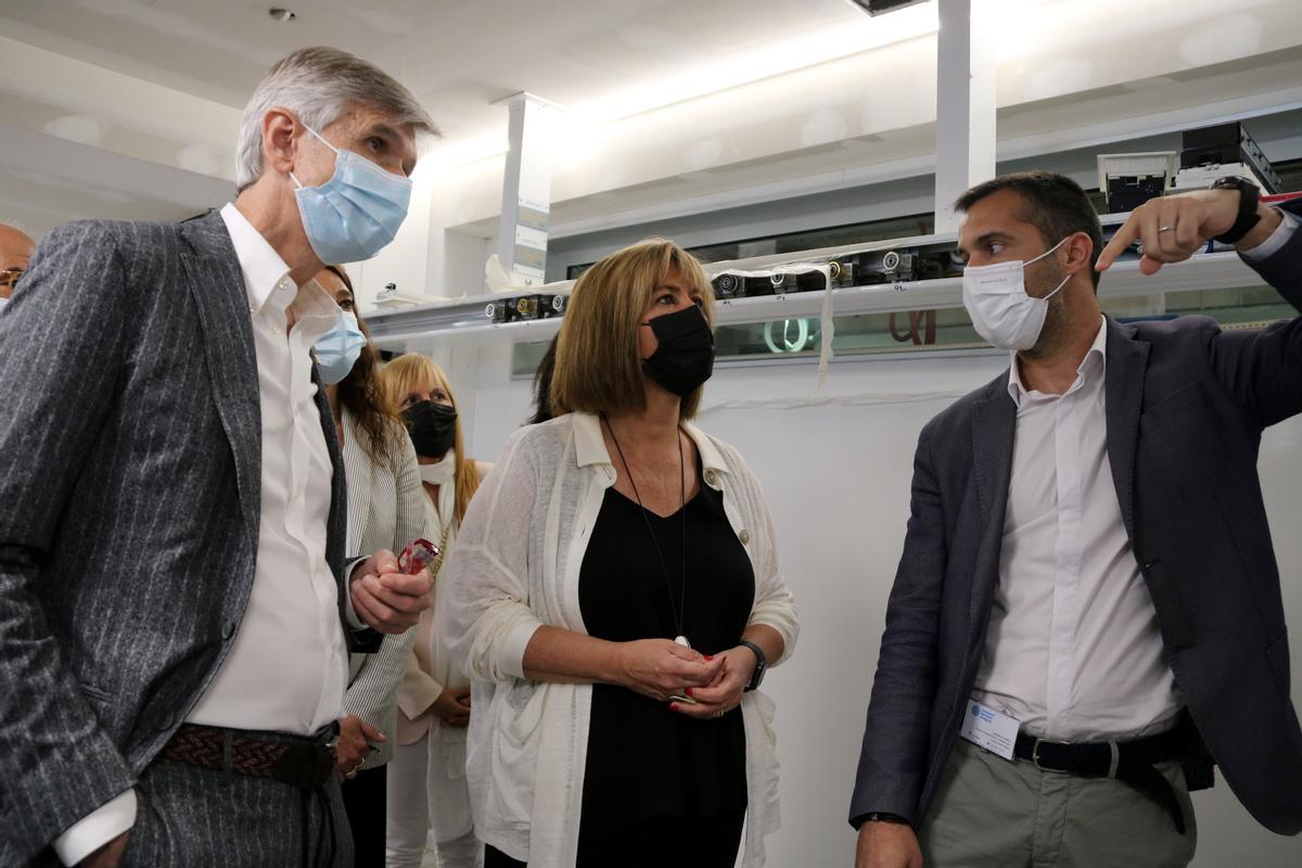 Marín y Argimon, en una visita a las obras del Hospital General de L’Hospitalet.