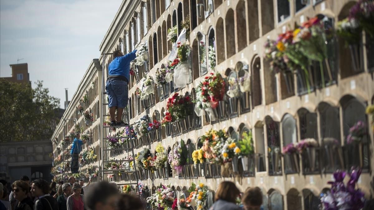 El cementerio del Poblenou en el día de Todos los Santos del 2017. El cementerio del Poblenou en el día de Todos los Santos del 2017.