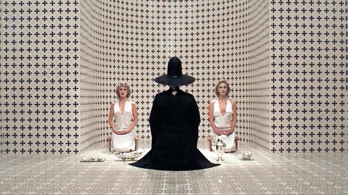 Fotograma de ’La montaña sagrada’, de Alejandro Jodorowsky Fotograma de ’La montaña sagrada’, de Alejandro Jodorowsky