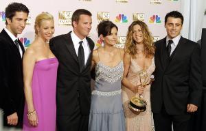 Jennifer Aniston, Courteney Cox, Lisa Kudrow, Matt LeBlanc, Matthew Perry y David Schwimmer, que protagonizaron el aclamado show por 10 temporadas.