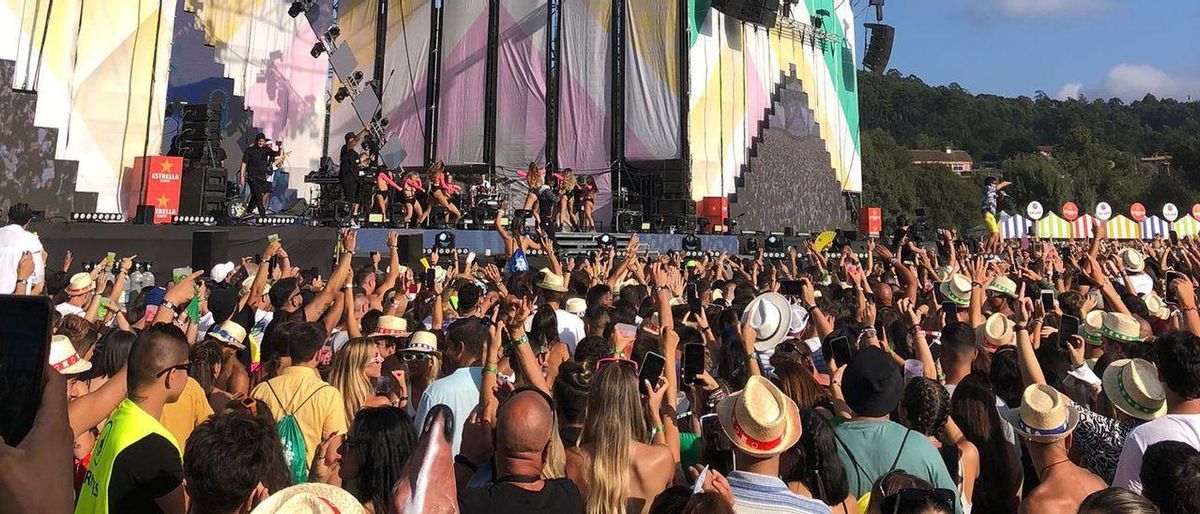 Trabajadores del Reggaeton Beach Festival denuncian condiciones laborales “cercanas a la esclavitud” Trabajadores del Reggaeton Beach Festival denuncian condiciones laborales “cercanas a la esclavitud”