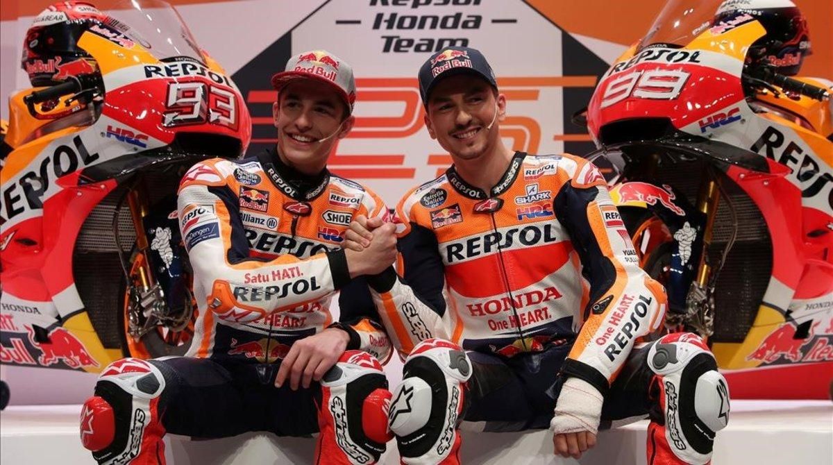 Marc Márquez y Jorge Lorenzo, el día de la presentación del flamante equipo Repsol-Honda. Marc Márquez y Jorge Lorenzo, el día de la presentación del flamante equipo Repsol-Honda.