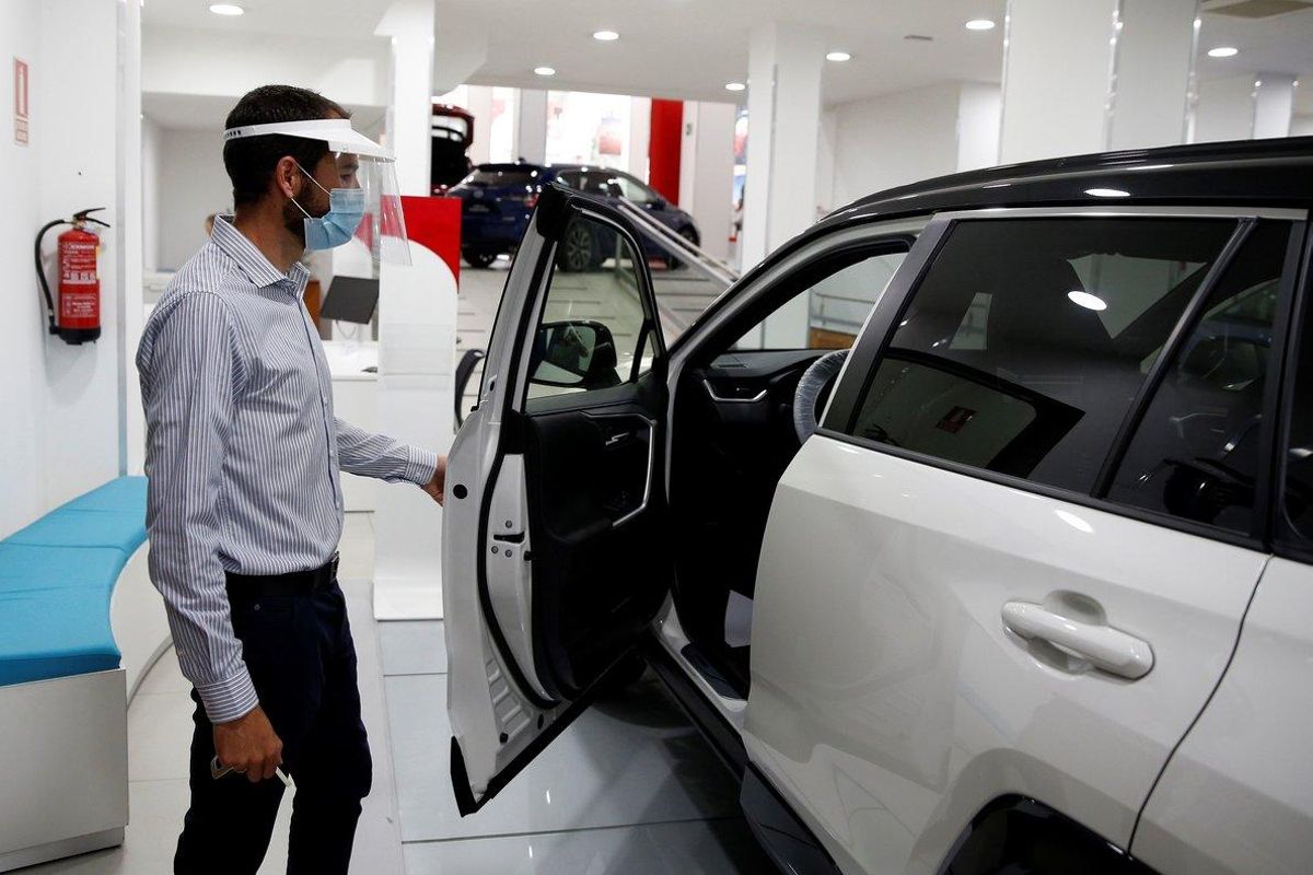 Las nuevas ayudas suponen un ahorro importante a la hora de comprar un automóvil. Las nuevas ayudas suponen un ahorro importante a la hora de comprar un automóvil.