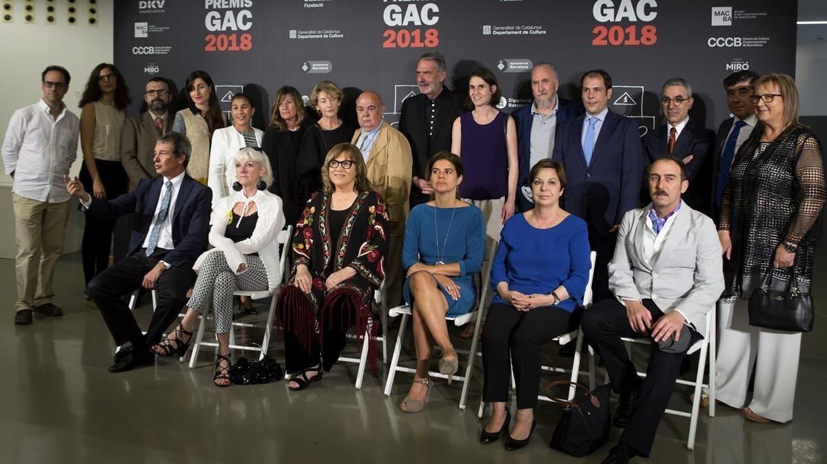 Fotografía de familia de todos los galardonados con los Premis GAC. Fotografía de familia de todos los galardonados con los Premis GAC.