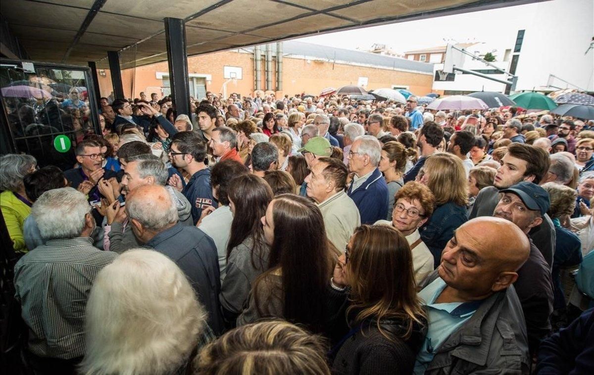 L'Advocacia de l'Estat demana imputar votants de l'1-O L'Advocacia de l'Estat demana imputar votants de l'1-O