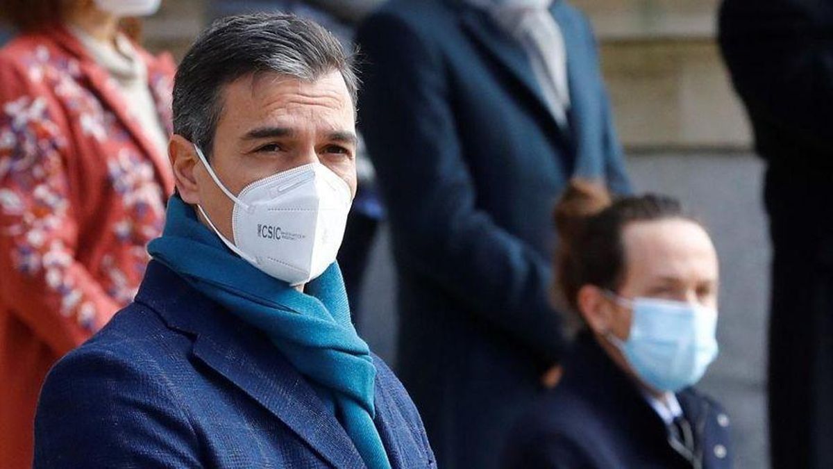 Pedro Sánchez y Pablo Iglesias. Pedro Sánchez y Pablo Iglesias.