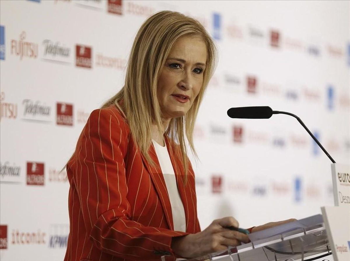 La presidenta de Madrid, Cristina Cifuentes, en una intervención pública reciente en un desayuno informativo en Madrid. La presidenta de Madrid, Cristina Cifuentes, en una intervención pública reciente en un desayuno informativo en Madrid.