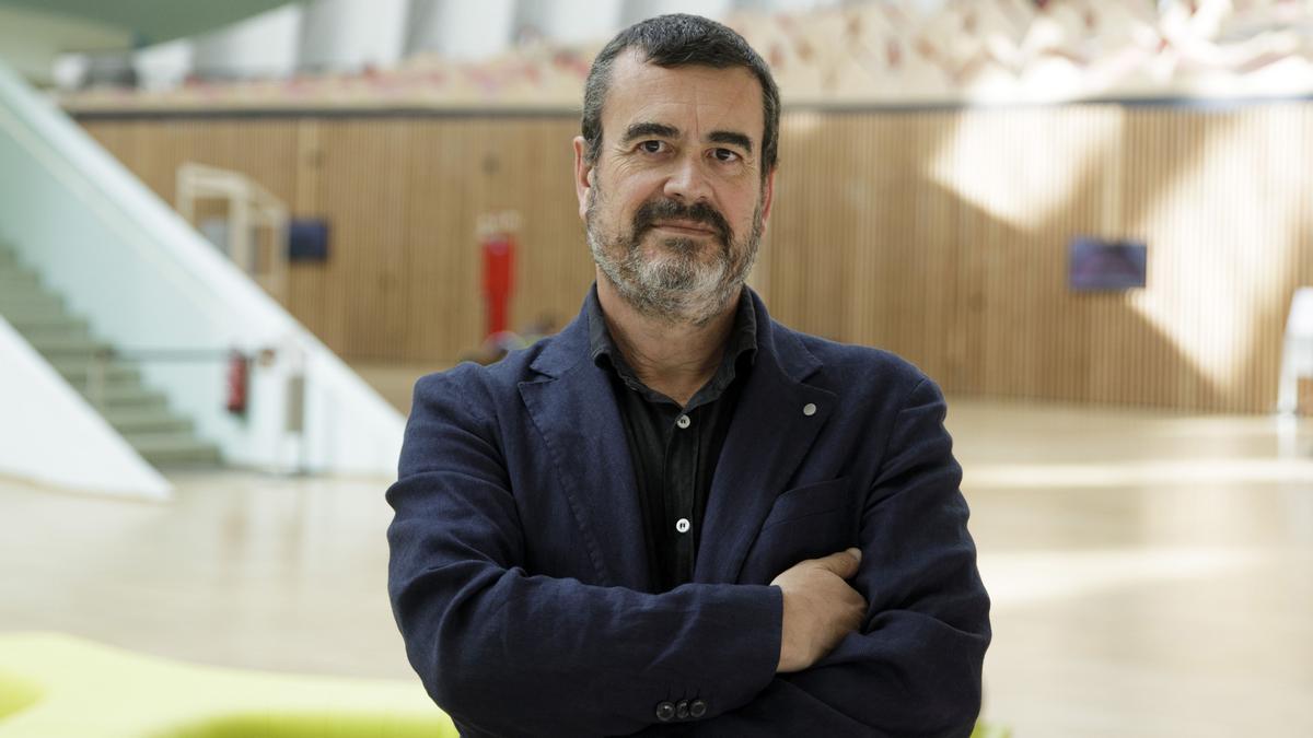 Carles Sierra, director del Instituto de Investigación en Inteligencia Artificial del CSIC y comisario de la esxposición #LaNUBE{IA}, la semana pasada, en Valencia.