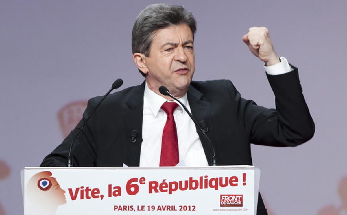Jean-Luc Mélenchon, durante el mitin de final de campaña en París, el jueves.