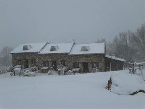 La nieve vuelve mañana a los Pirineos y siguen las lluvias y el viento en el norte