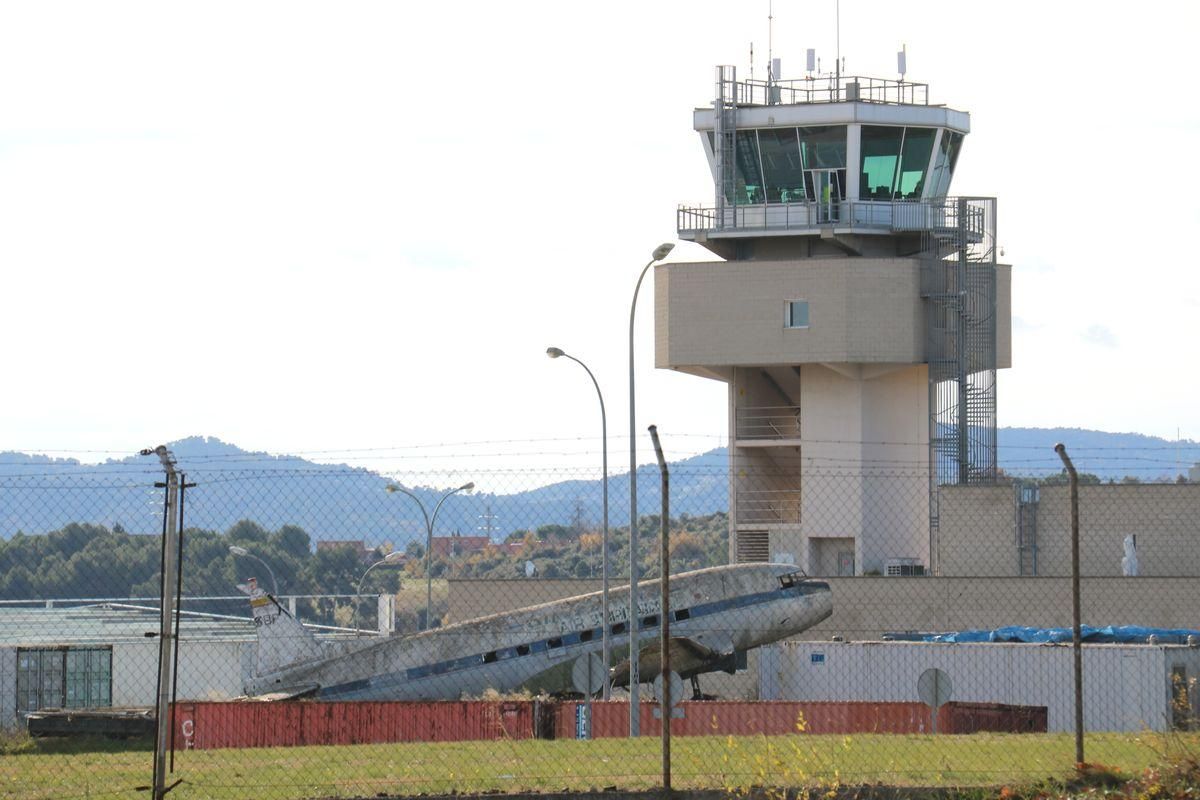 Plano general de la torre de control del aeropuerto de Sabadell. Plano general de la torre de control del aeropuerto de Sabadell.