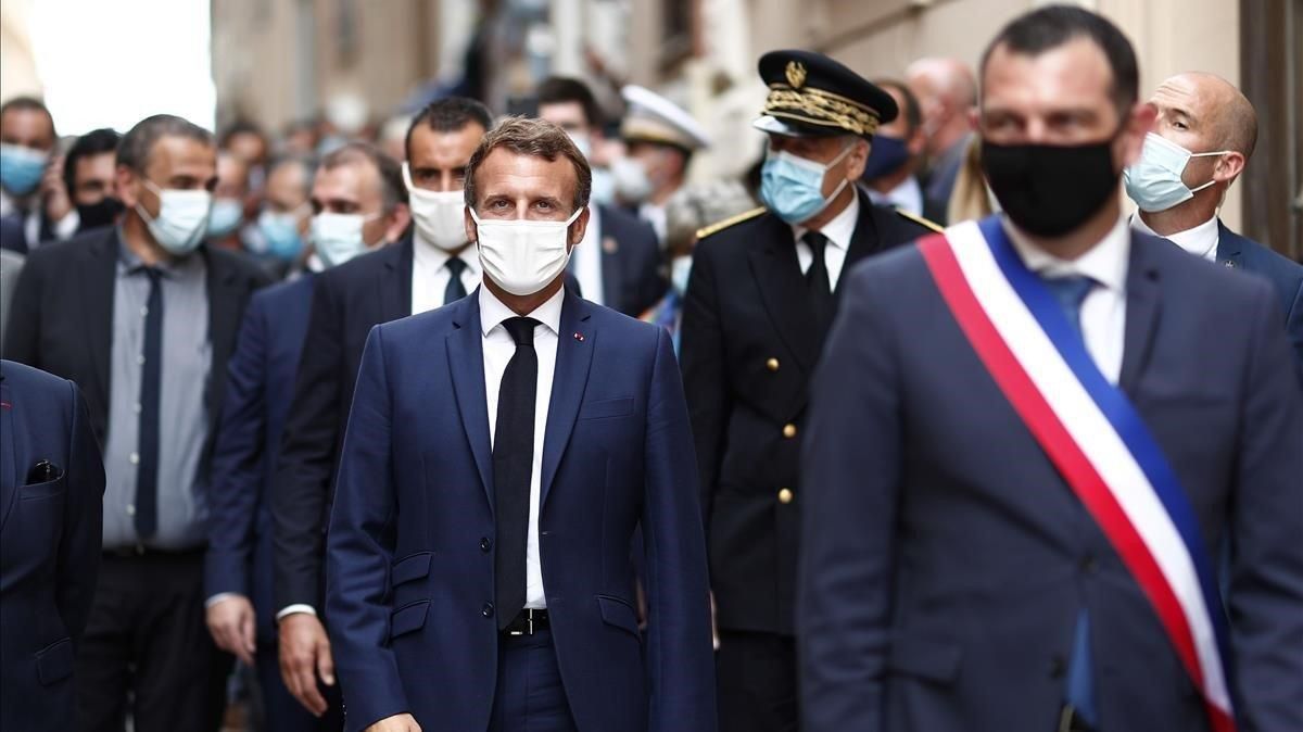 El presidente Macron durante una visita a la isla de Córcega el pasado jueves. El presidente Macron durante una visita a la isla de Córcega el pasado jueves.