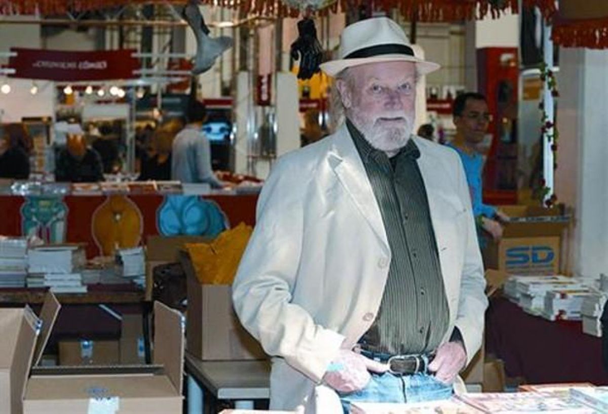 Gilbert Shelton, ayer por la mañana, en el estand de La Cúpula. Gilbert Shelton, ayer por la mañana, en el estand de La Cúpula.