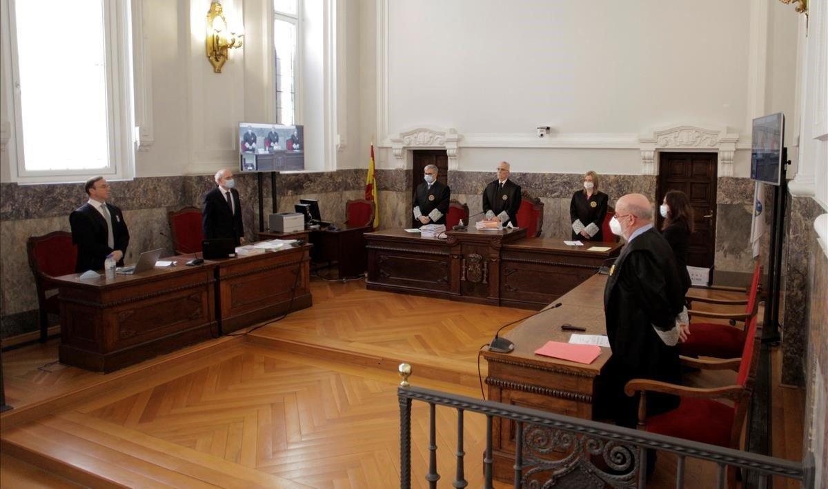 El Tribunal Superior de Justicia de Galicia, en A Coruña, antes de comenzar una sesión.