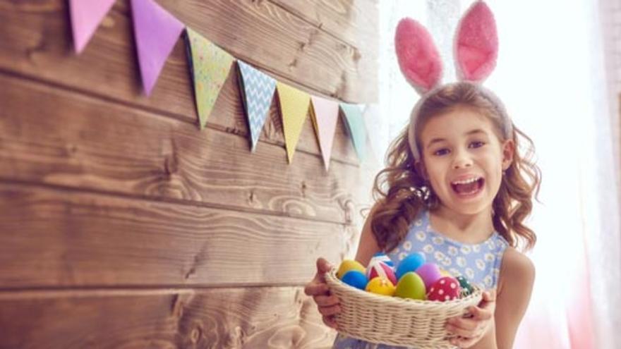 Huevos de Pascua: manualidades para niños en una Semana Santa en casa