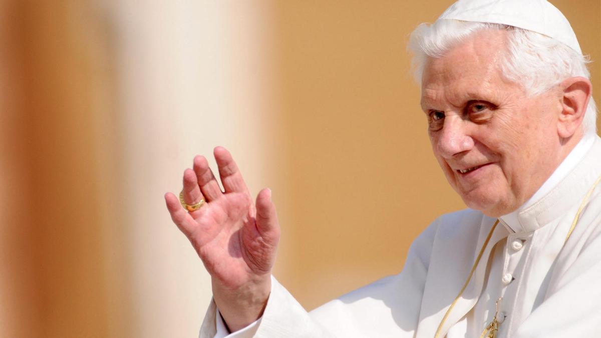 Papa Benedicto XVI: Última hora de la capilla ardiente, funeral y reacciones, en directo Papa Benedicto XVI: Última hora de la capilla ardiente, funeral y reacciones, en directo