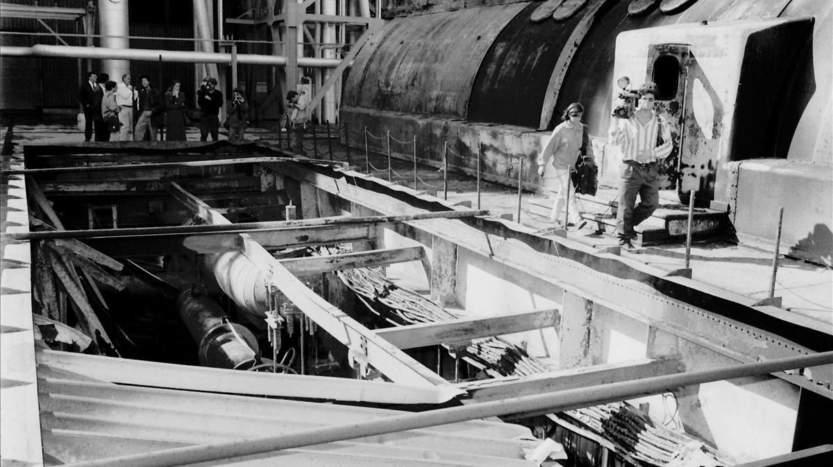 Estado en que quedaron las instalaciones de Vandellós 1 tras el incendio de octubre de 1989. Estado en que quedaron las instalaciones de Vandellós 1 tras el incendio de octubre de 1989.