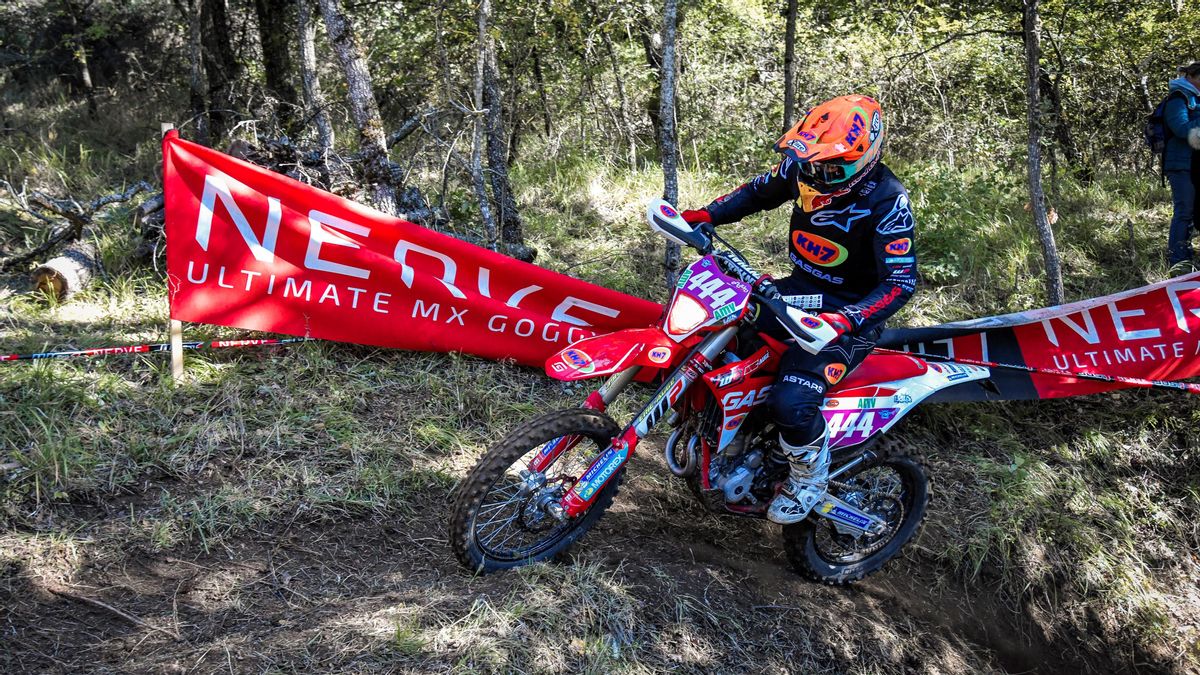 Laia Sanz, en el GP de Francia de Enduro. Laia Sanz, en el GP de Francia de Enduro.