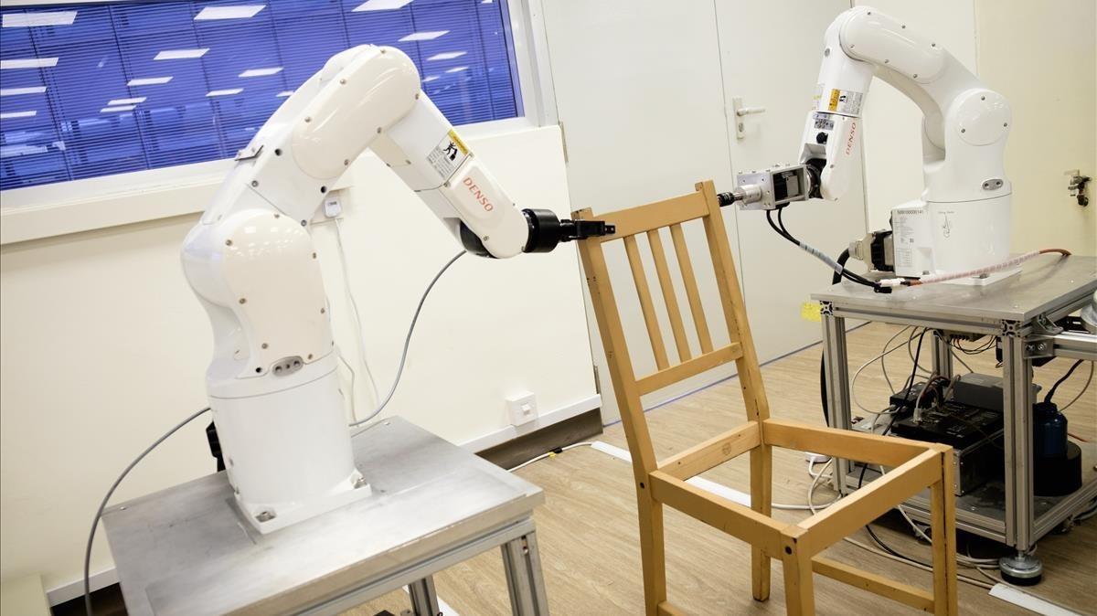 Los robots también se atreven a montar sillas de Ikea