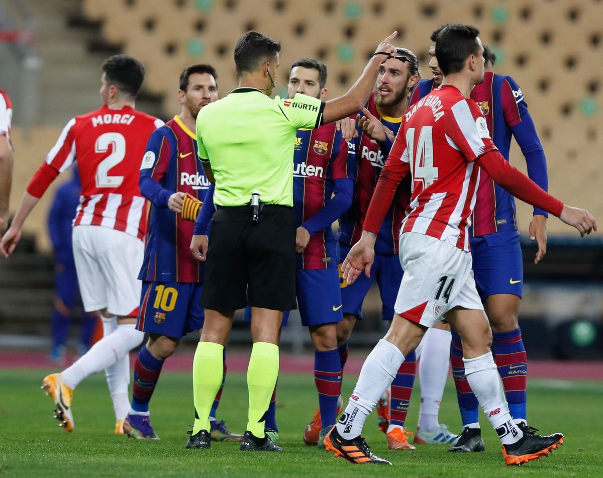 El Govern frena la federació i desautoritza el públic a les finals de Copa El Govern frena la federació i desautoritza el públic a les finals de Copa