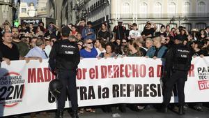 Protesta en Madrid por la actuación policial contra el referéndum unilateral del 1-O.