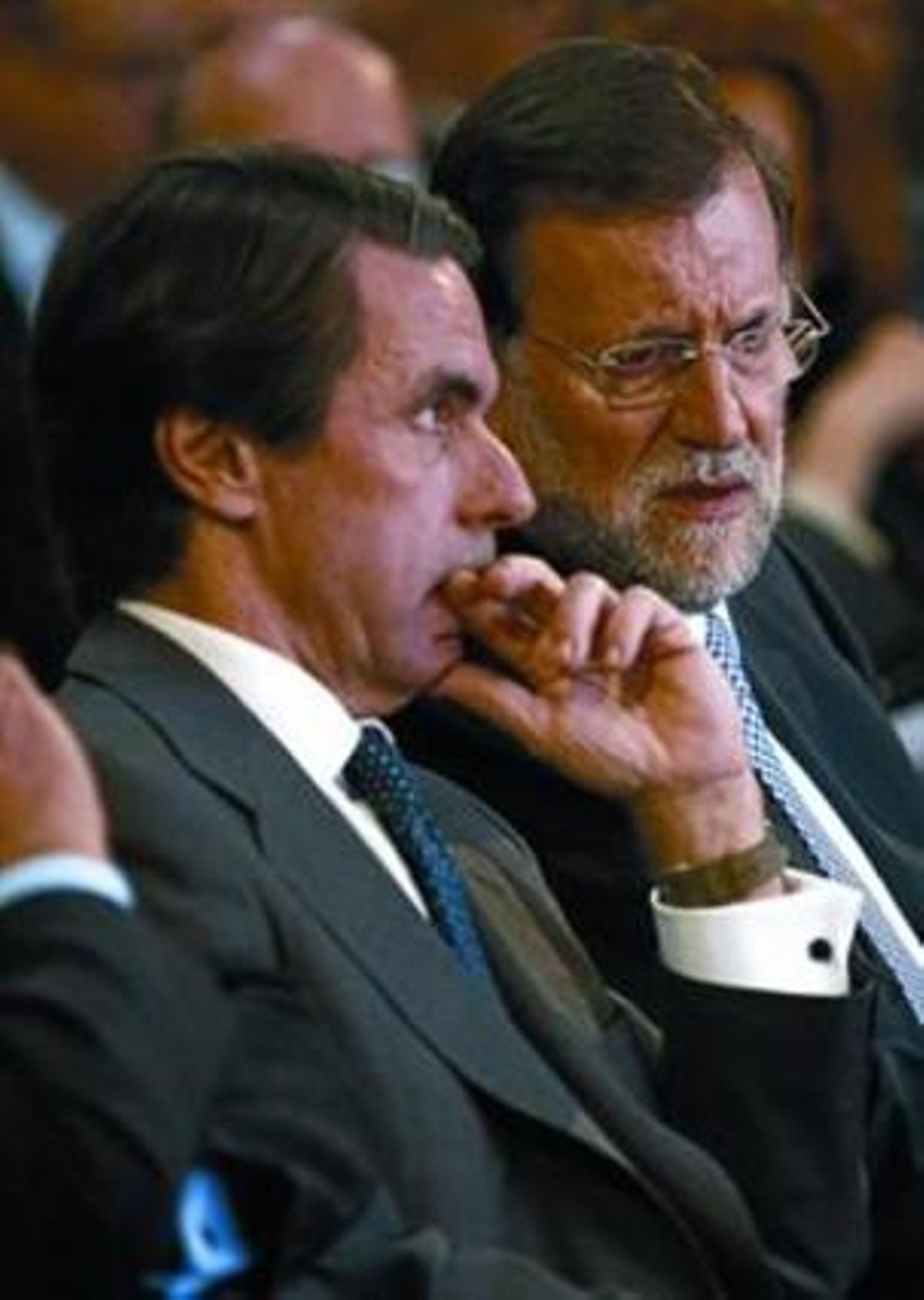 José María Aznar y Mariano Rajoy, en octubre del año pasado, en un acto de la fundación FAES. José María Aznar y Mariano Rajoy, en octubre del año pasado, en un acto de la fundación FAES.