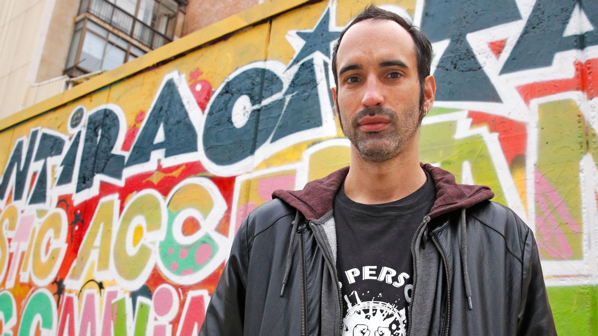 Albert Jornet: «La precarietat és la repartició política dels privilegis» Albert Jornet: «La precarietat és la repartició política dels privilegis»