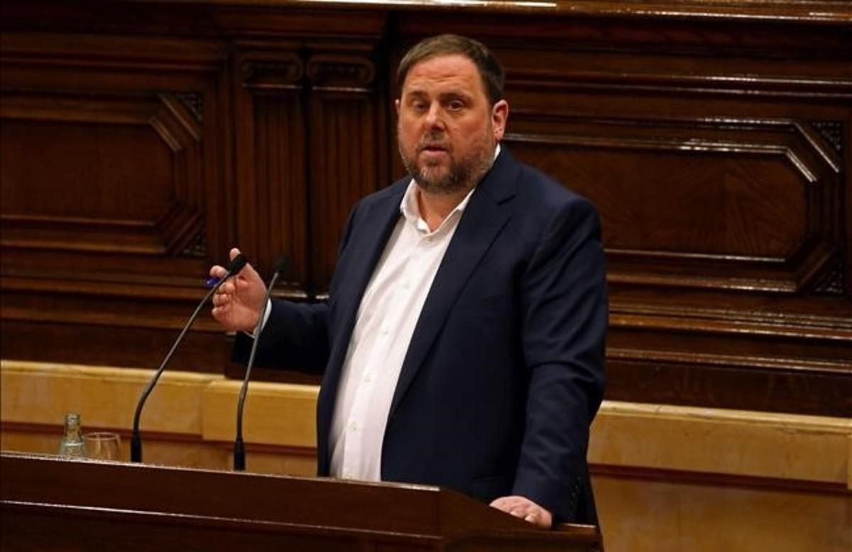 Oriol Junqueras en el Parlament. Oriol Junqueras en el Parlament.