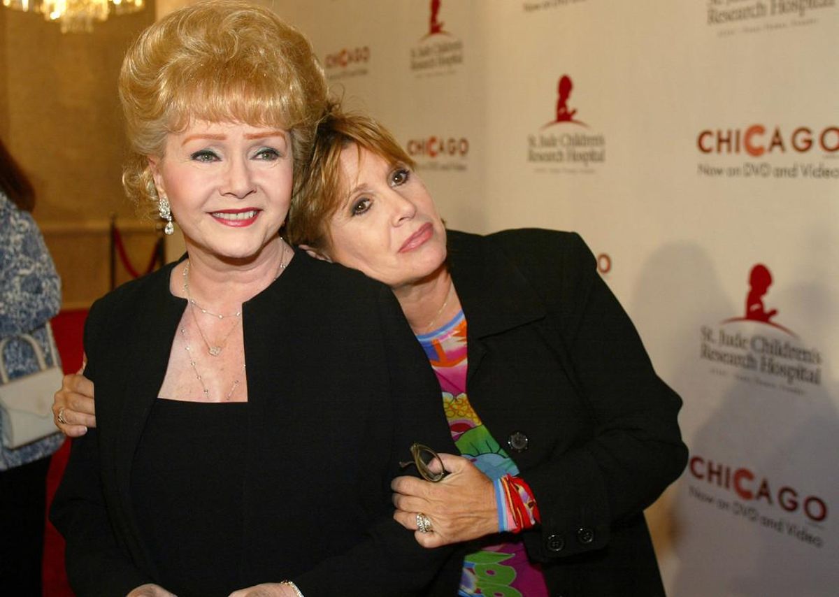 Debbie Reynols y su hija Carrie Fisher, fallecida este martes, en agosto del 2003. Debbie Reynols y su hija Carrie Fisher, fallecida este martes, en agosto del 2003.