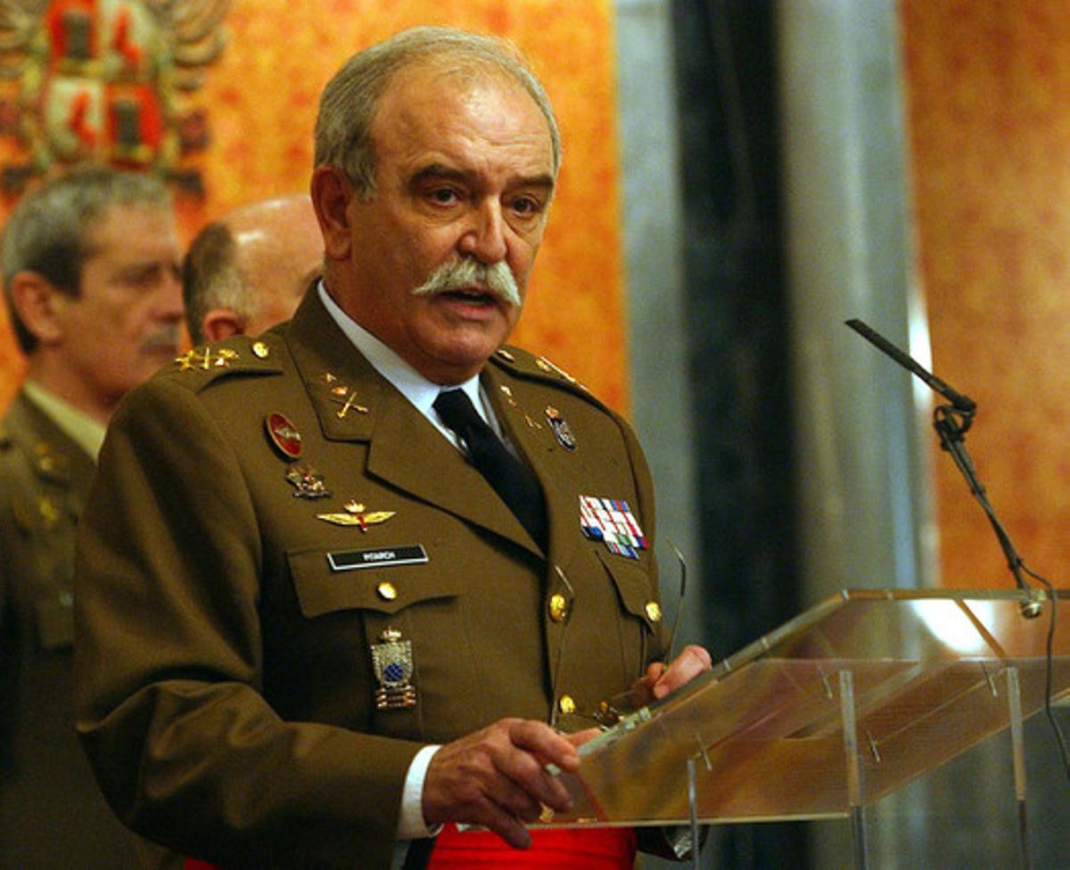 El exteniente general Pedro Pitarch, en una imagen de archivo. El exteniente general Pedro Pitarch, en una imagen de archivo.