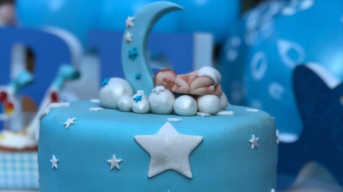Detalle del pastel de la ’baby shower’ de Eva González y Cayetano Rivera. Detalle del pastel de la ’baby shower’ de Eva González y Cayetano Rivera.