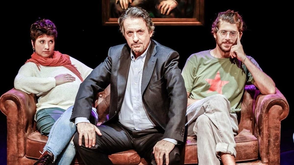 Estel Solé, Ramon Madaula y Jaume Madaula protagonizan ’Els Brugarol’, actualmente en cartel en el Poliorama. Estel Solé, Ramon Madaula y Jaume Madaula protagonizan ’Els Brugarol’, actualmente en cartel en el Poliorama.