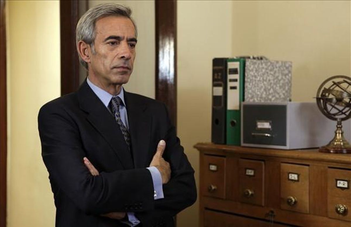 El actor Imanol Arias, en una imagen de la serie de TVE-1 ’Cuéntame cómo pasó’. El actor Imanol Arias, en una imagen de la serie de TVE-1 ’Cuéntame cómo pasó’.