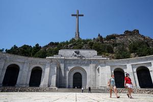 Exterior de la basílica del Valle de los Caídos, en la localidad madrileña de San Lorenzo de El Escorial, el pasado 20 de julio de 2021. 