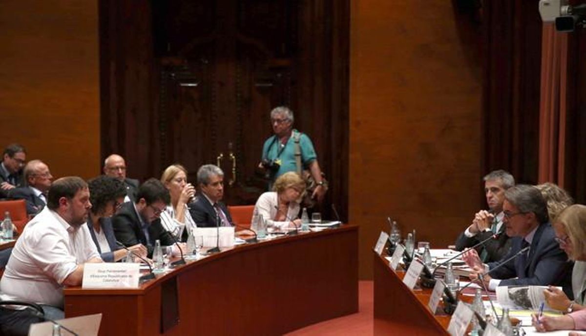 Artur Mas ante la Comisió Permanent. Artur Mas ante la Comisió Permanent.