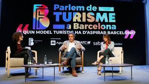 Abellanet, Jené y Muro, en el debate de Barcelona Futur en el Palau Macaya.