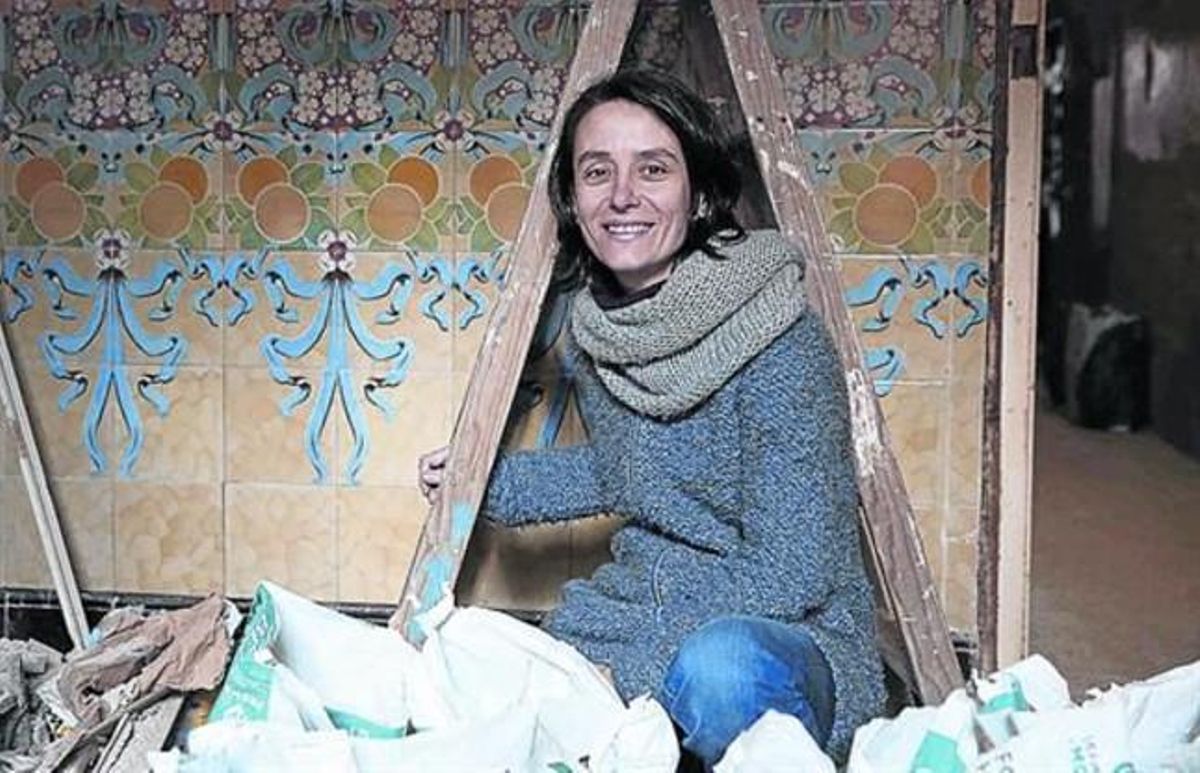 Maria F. Serra: «Encontrar cuentos de la infancia hace muy feliz» Maria F. Serra: «Encontrar cuentos de la infancia hace muy feliz»
