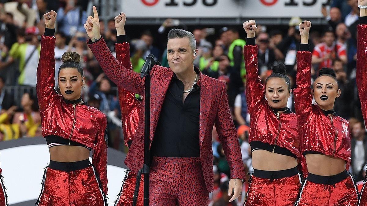 El cantante Robbie Williams, en la ceremonia de apertura del Mundial de Rusia.