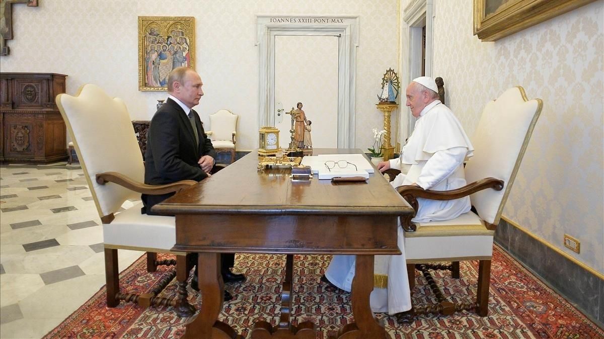 El Papa y Putin, en el Vaticano. El Papa y Putin, en el Vaticano.
