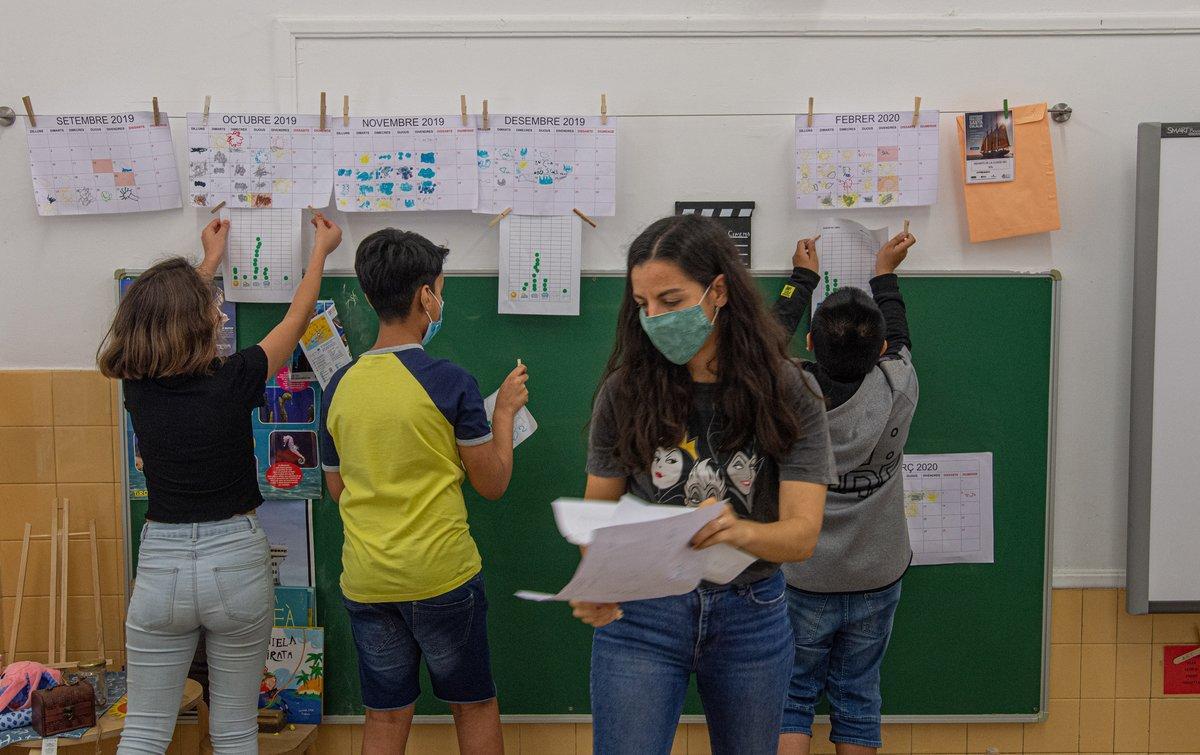 Talleres, en junio de este año, en la escuela Octavio Paz de Barcelona. Talleres, en junio de este año, en la escuela Octavio Paz de Barcelona.