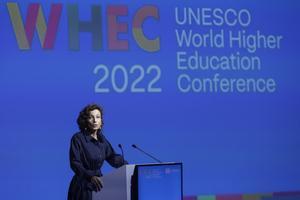 La directora general de la Unesco, Audrey Azoulay, durante la Conferencia Mundial de la Educación Superior, en Barcelona.