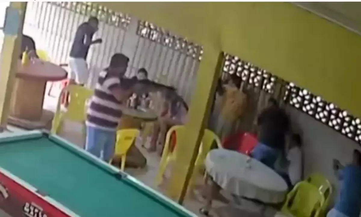 Vídeo | Dos homes assassinen set persones al Brasil després de perdre al billar